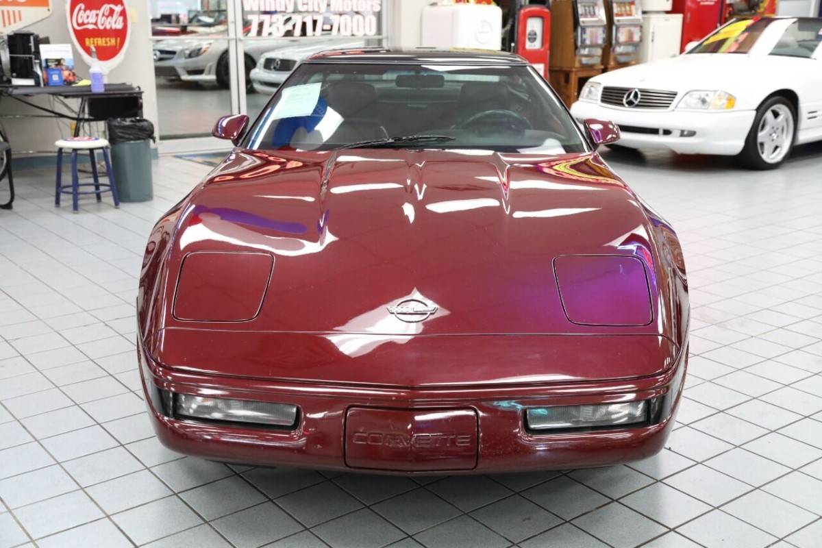 Chevrolet-corvette-base-2dr-hat-1993-red-21