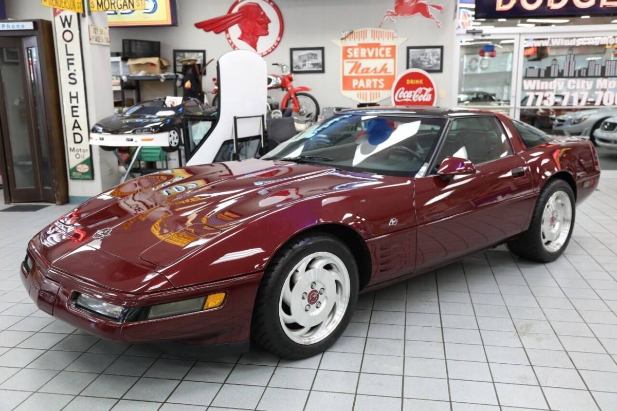 Chevrolet-corvette-base-2dr-hat-1993-red-22