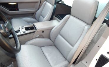 Chevrolet-corvette-c4-coupe-1988-white-11