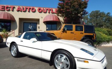 Chevrolet-corvette-c4-coupe-1988-white