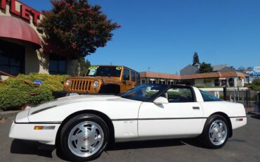 Chevrolet-corvette-c4-coupe-1988-white-6