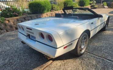 Chevrolet-corvette-convertbile-1988-white-1