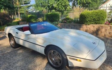 Chevrolet-corvette-convertbile-1988-white