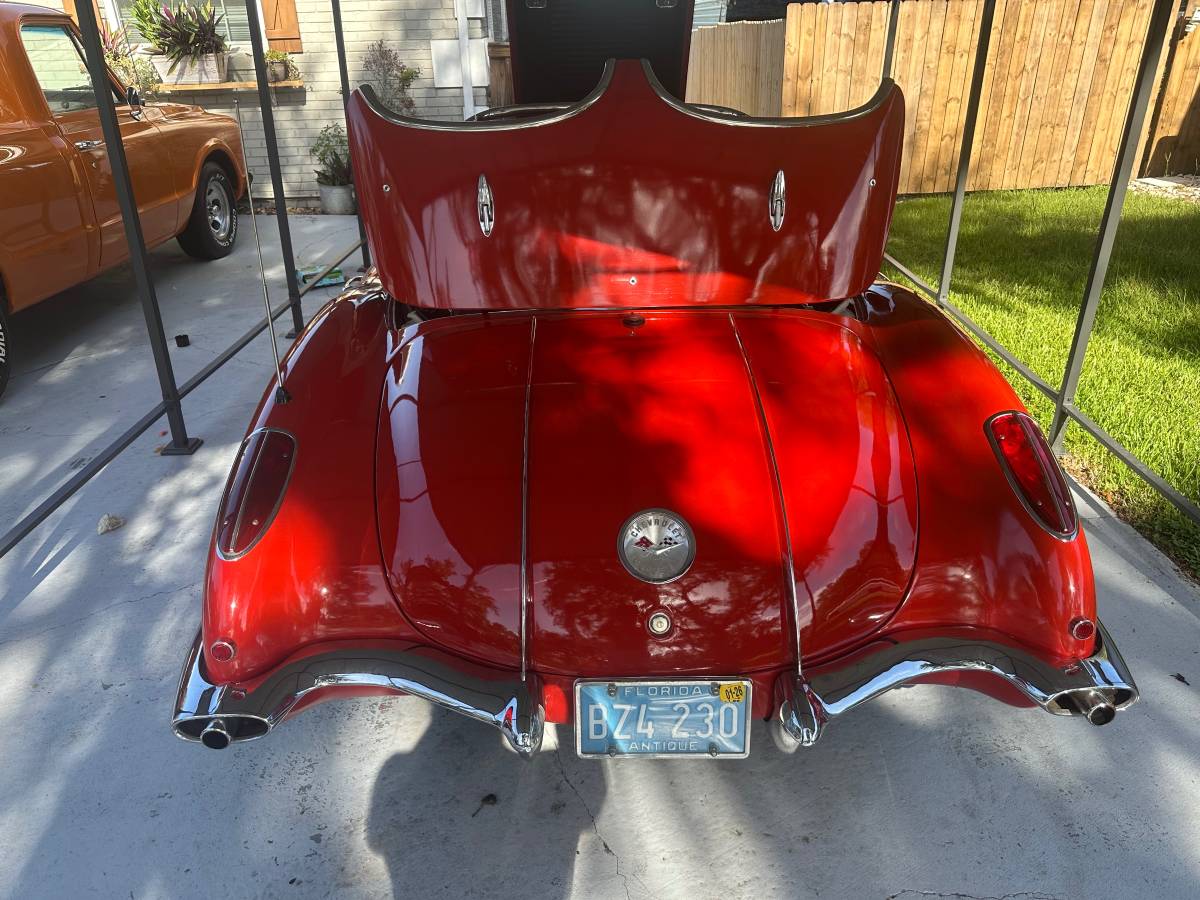 Chevrolet-corvette-convertible-1958-5