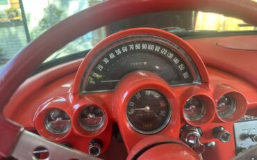 Chevrolet-corvette-convertible-1958-7