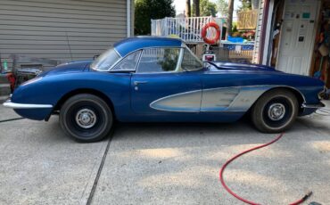 Chevrolet-corvette-convertible-1959-blue-1