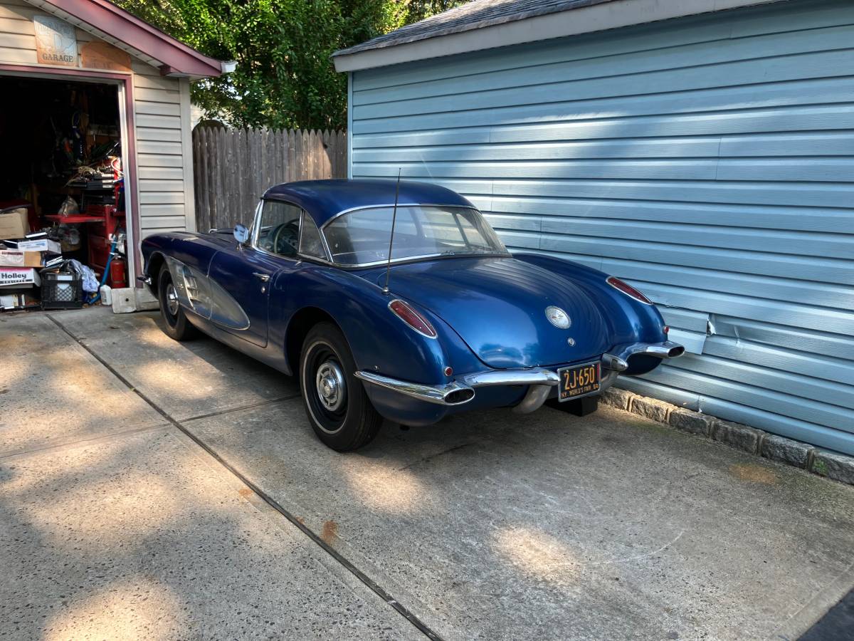 Chevrolet-corvette-convertible-1959-blue-11