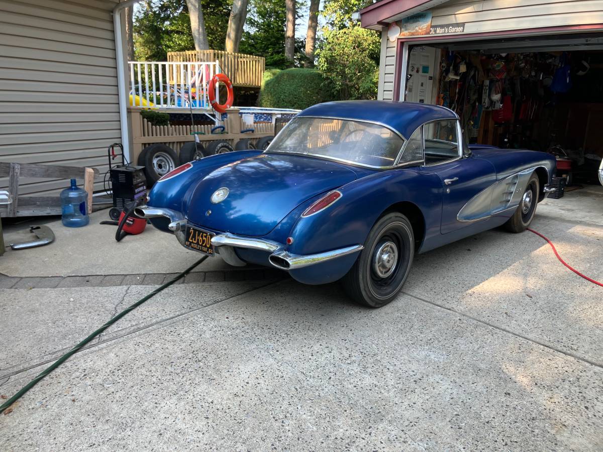 Chevrolet-corvette-convertible-1959-blue-21