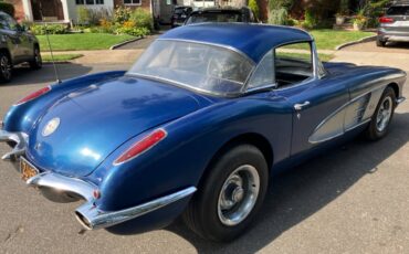 Chevrolet-corvette-convertible-1959-blue-5