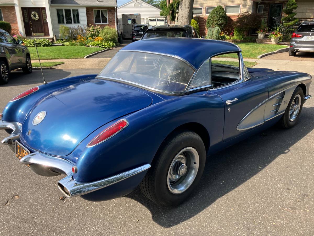 Chevrolet-corvette-convertible-1959-blue-5