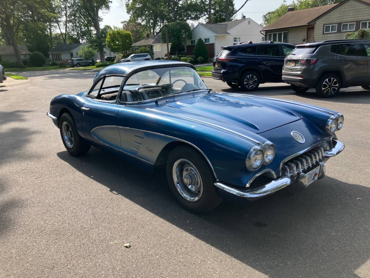 Chevrolet-corvette-convertible-1959-blue-7