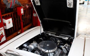Chevrolet-corvette-convertible-1962-white-20