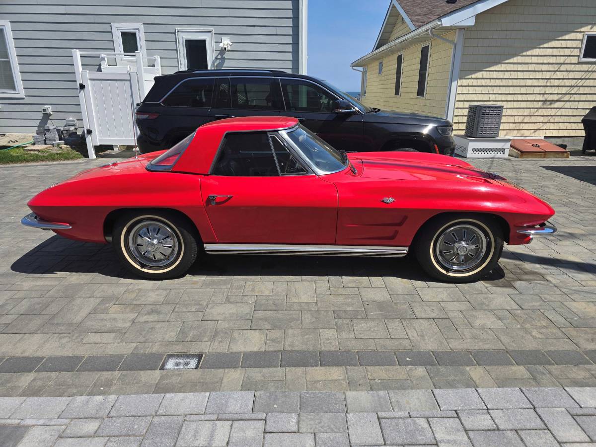 Chevrolet-corvette-convertible-1964-red-2