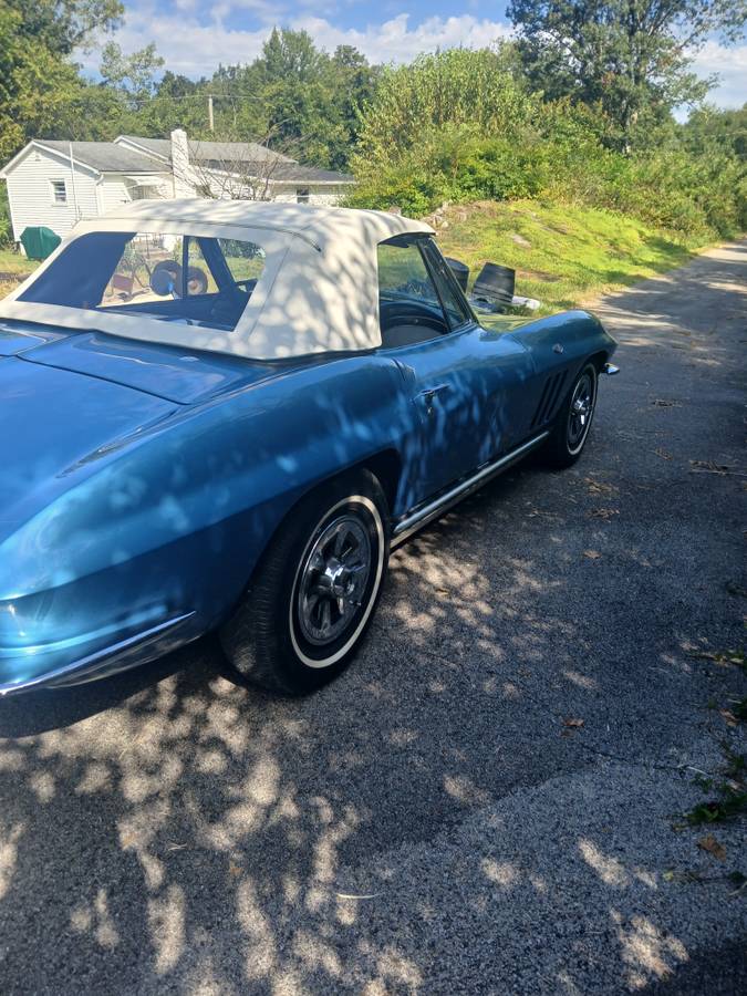 Chevrolet-corvette-convertible-1965-blue-15