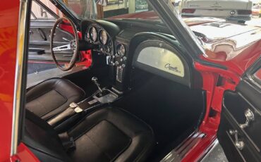 Chevrolet-corvette-convertible-1965-red-13