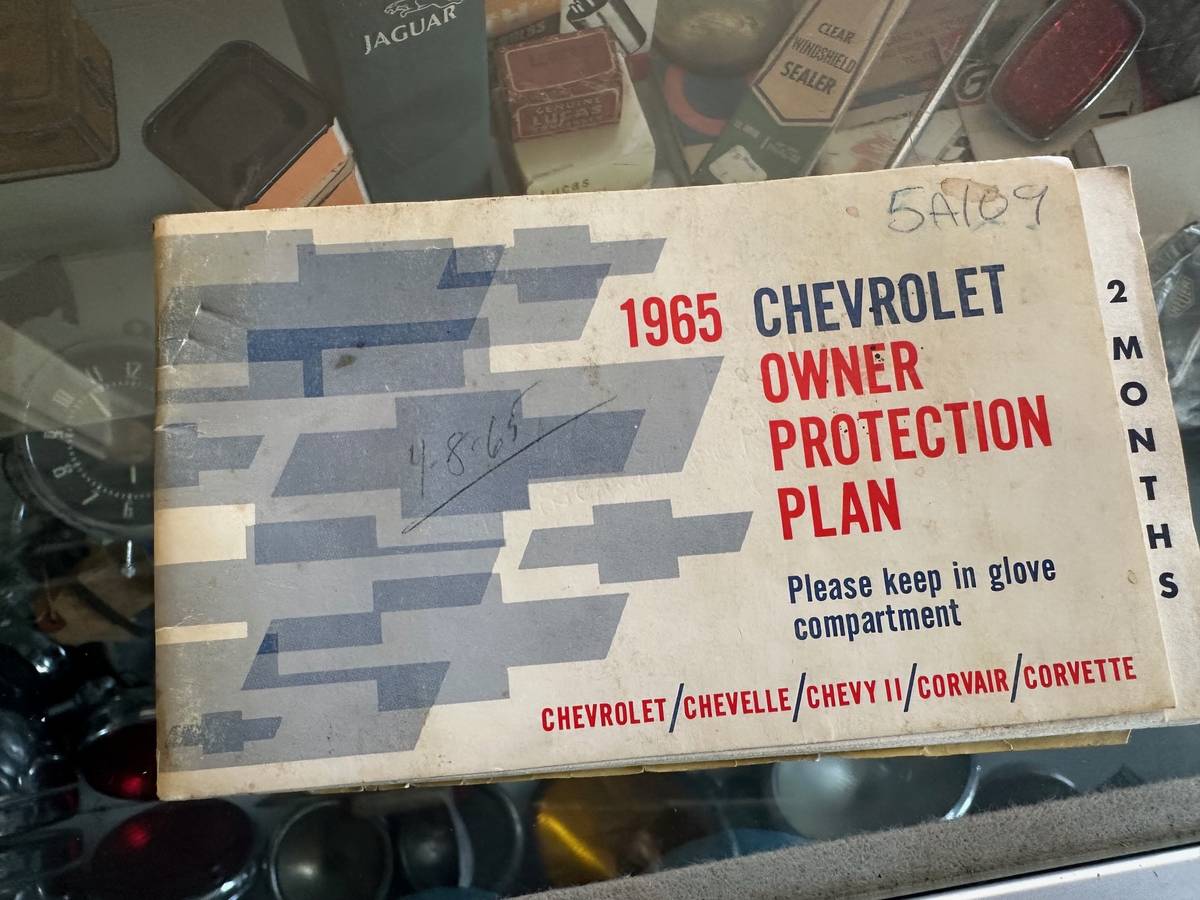 Chevrolet-corvette-convertible-1965-red-16