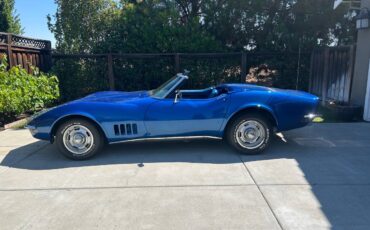 Chevrolet-corvette-convertible-1968-blue-10