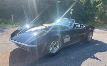 Chevrolet-corvette-convertible-1970-black-1