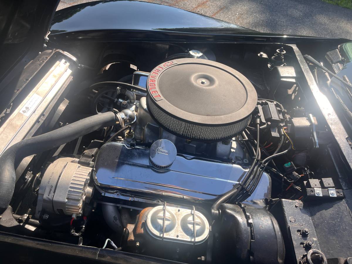 Chevrolet-corvette-convertible-1970-black-18