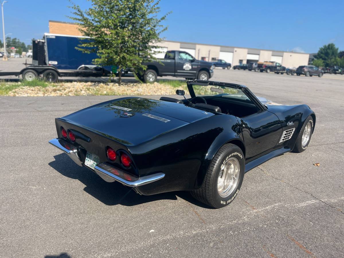 Chevrolet-corvette-convertible-1970-black-5