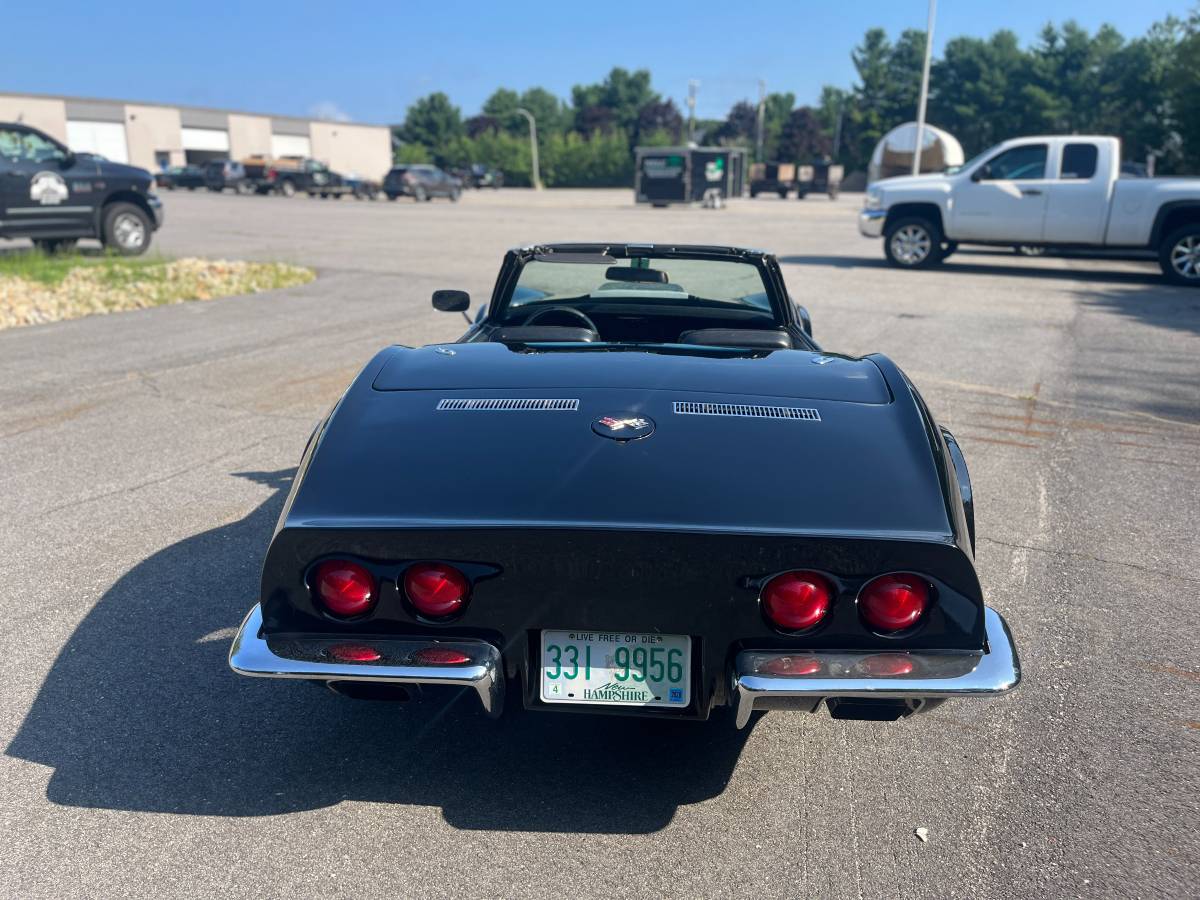 Chevrolet-corvette-convertible-1970-black-6
