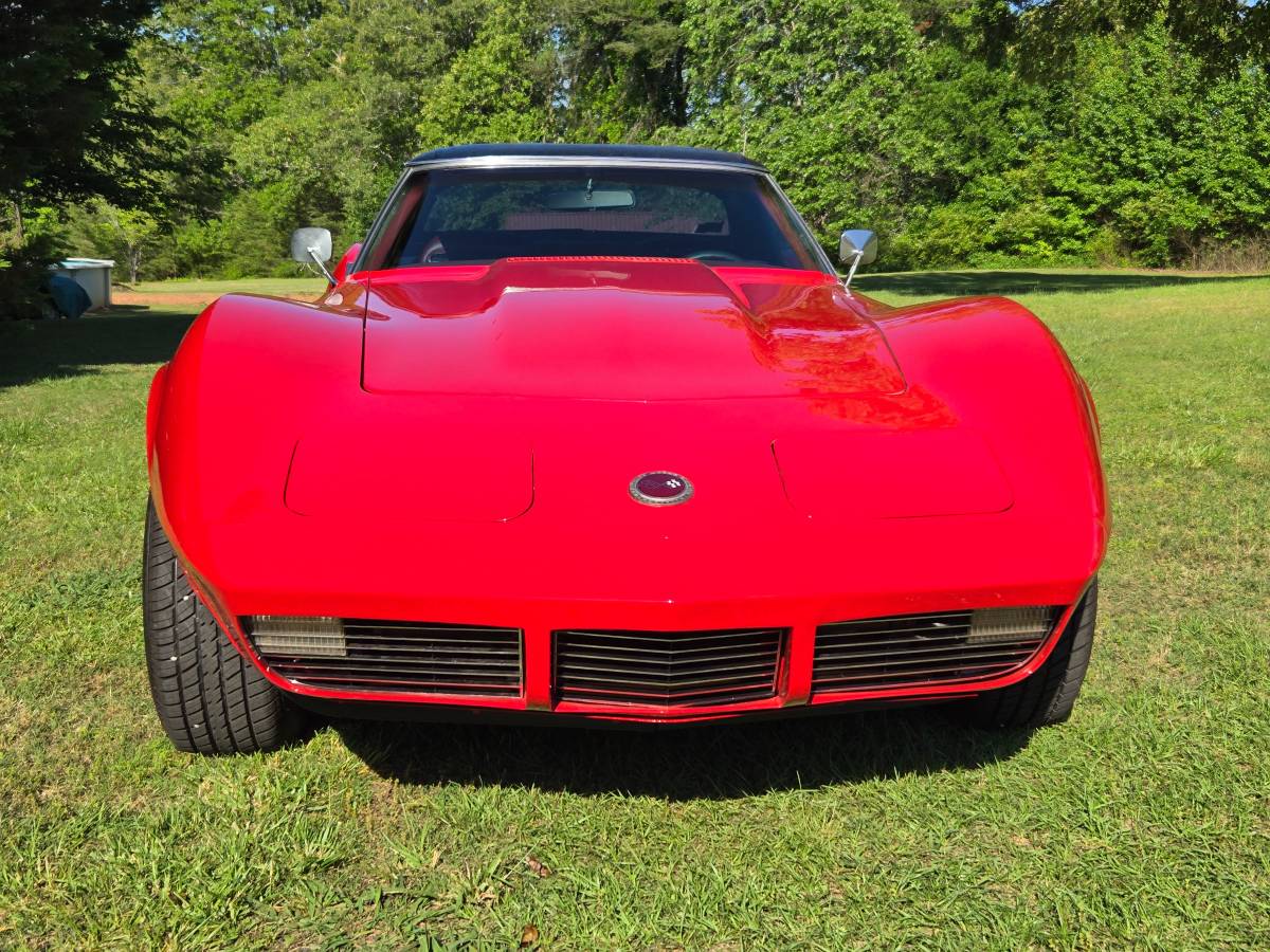 Chevrolet-corvette-convertible-1973-red-4