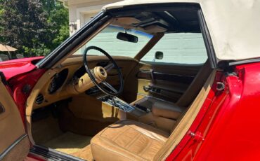 Chevrolet-corvette-convertible-1974-red-3