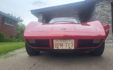 Chevrolet-corvette-convertible-1974-red-3