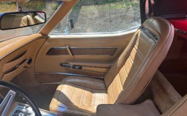 Chevrolet-corvette-convertible-1974-red-7
