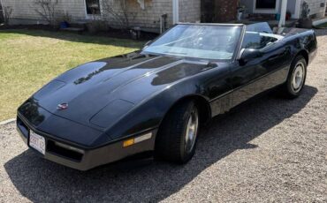 Chevrolet-corvette-convertible-1987-black-9