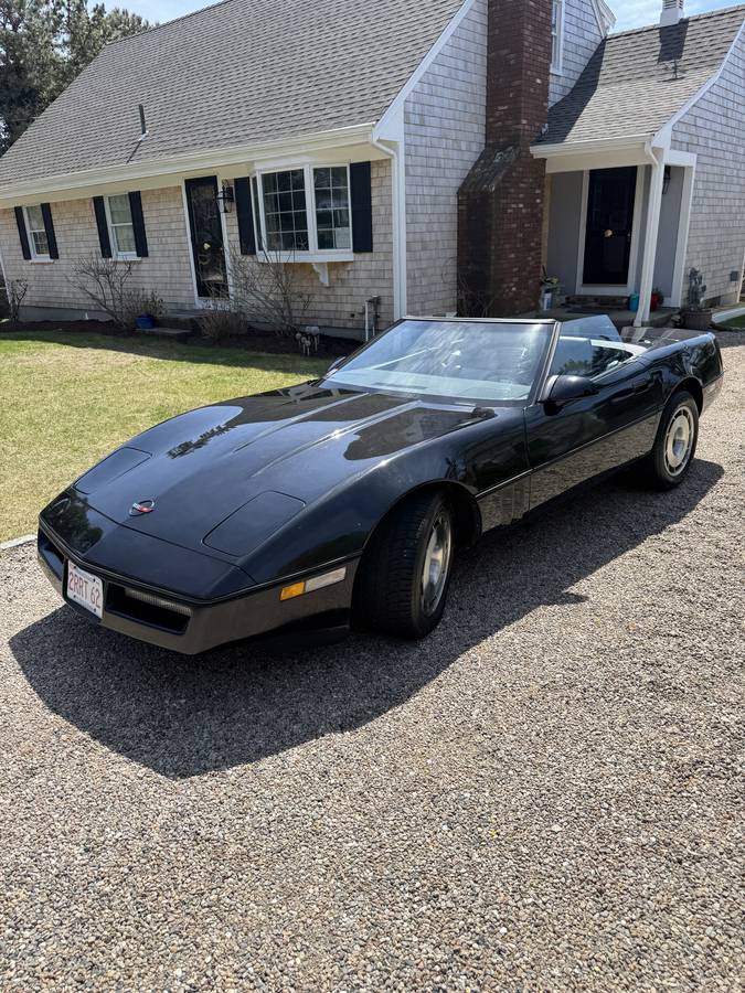 Chevrolet-corvette-convertible-1987-black-9