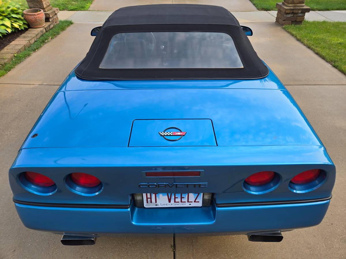 Chevrolet-corvette-convertible-1989-blue-19