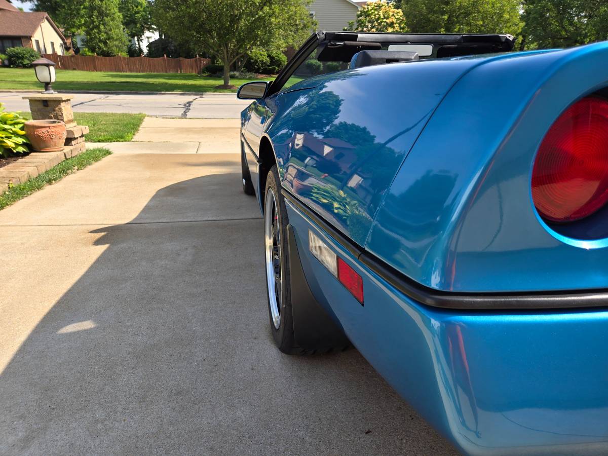 Chevrolet-corvette-convertible-1989-blue-21