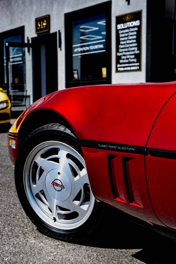 Chevrolet-corvette-convertible-1989-red-7
