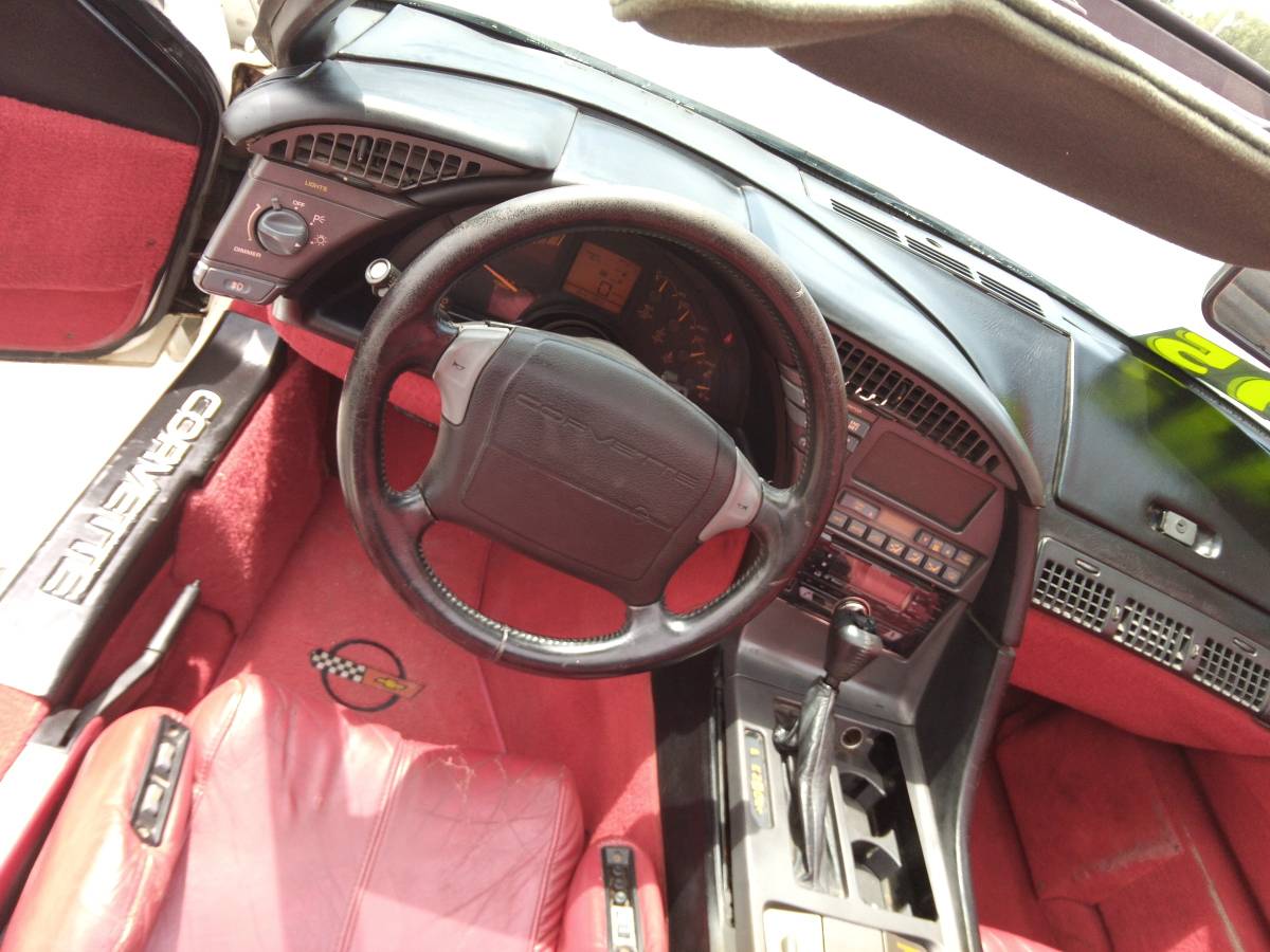 Chevrolet-corvette-convertible-1990-white-12