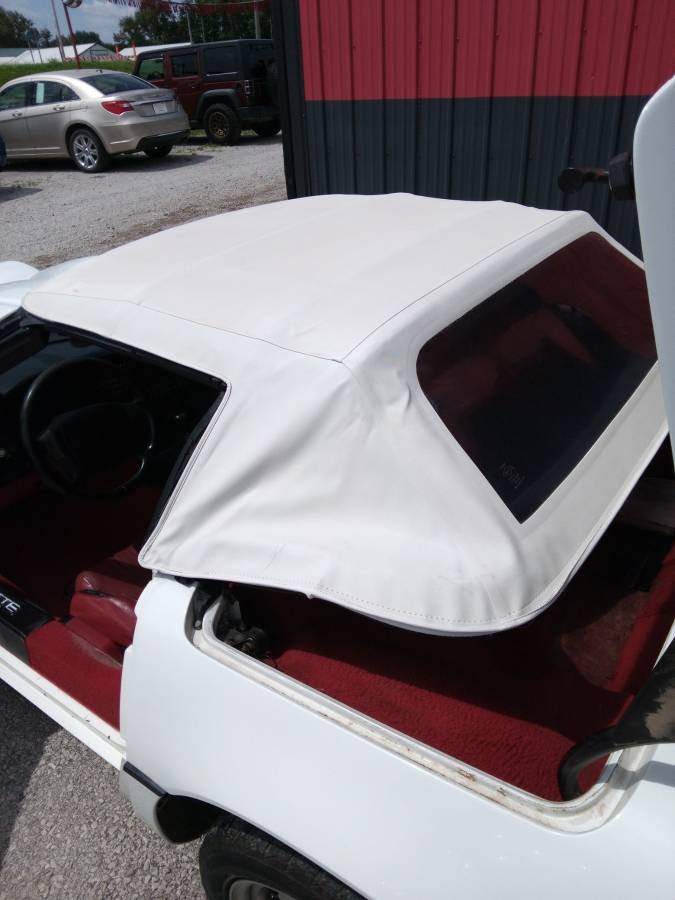 Chevrolet-corvette-convertible-1990-white-5