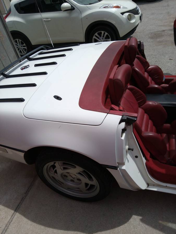 Chevrolet-corvette-convertible-1990-white-9