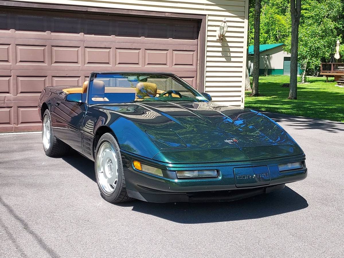 Chevrolet-corvette-convertible-1991-green-1