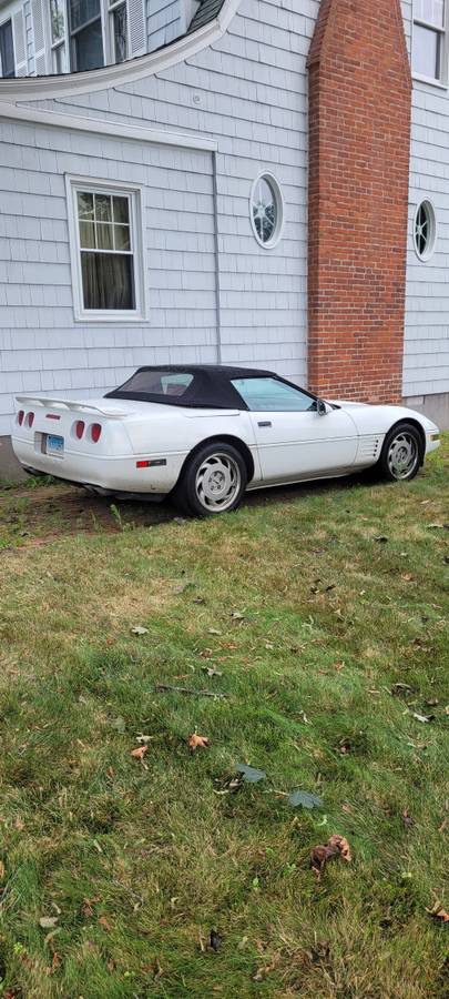 Chevrolet-corvette-convertible-1991-white-1