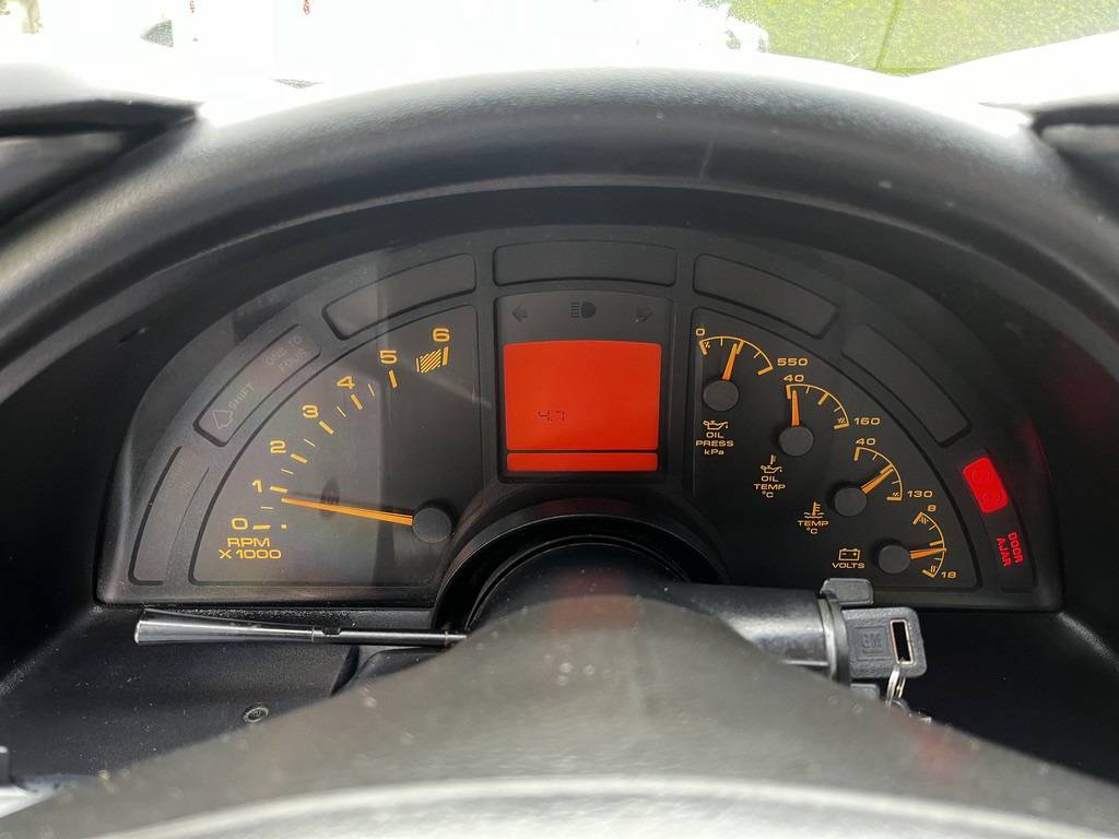 Chevrolet-corvette-convertible-1992-white-10