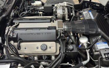 Chevrolet-corvette-convertible-1992-white-10