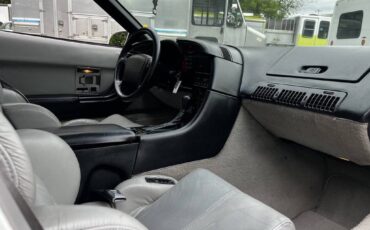 Chevrolet-corvette-convertible-1992-white-16