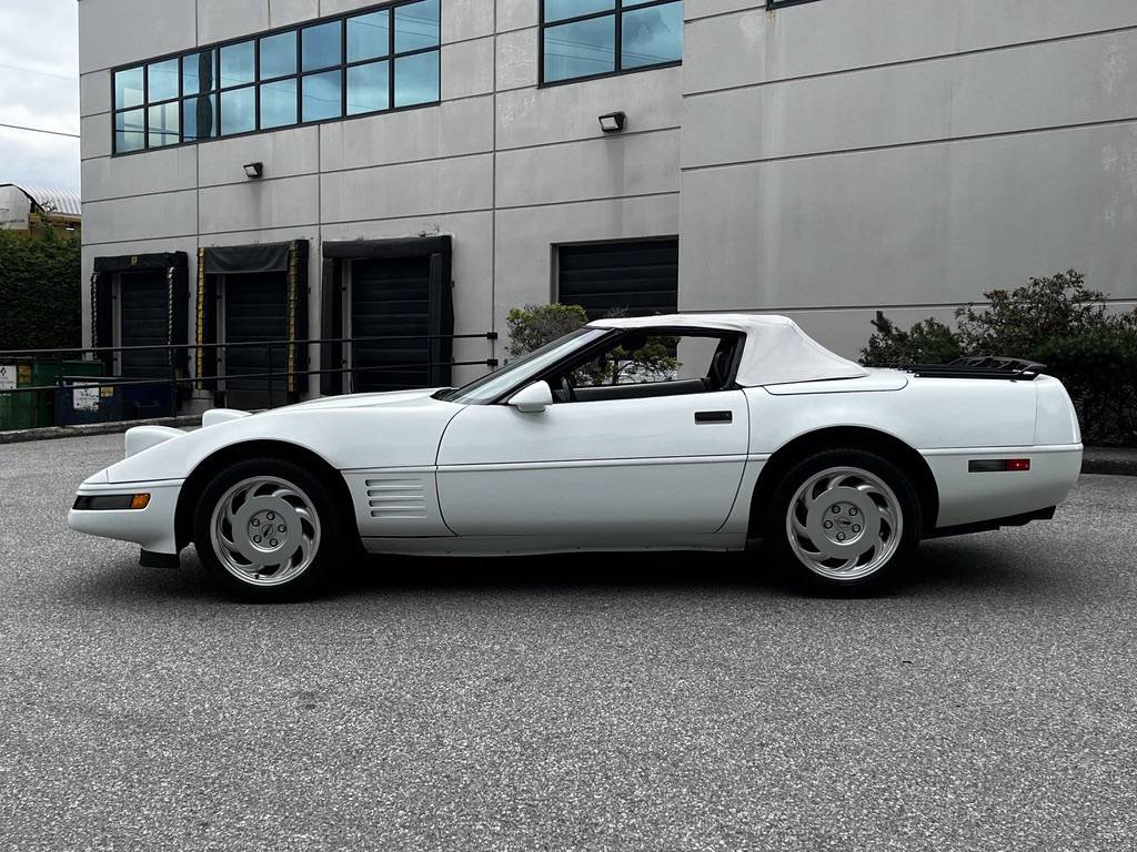 Chevrolet-corvette-convertible-1992-white-2