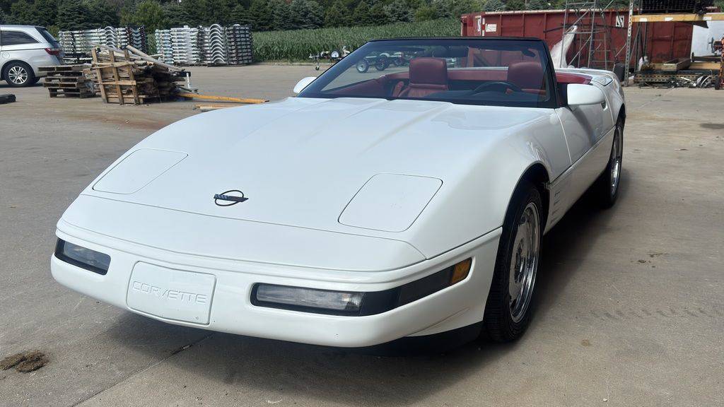 Chevrolet-corvette-convertible-1992-white-3