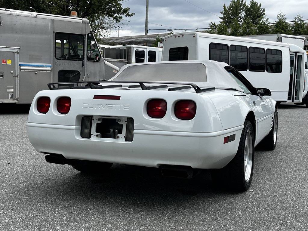 Chevrolet-corvette-convertible-1992-white-5