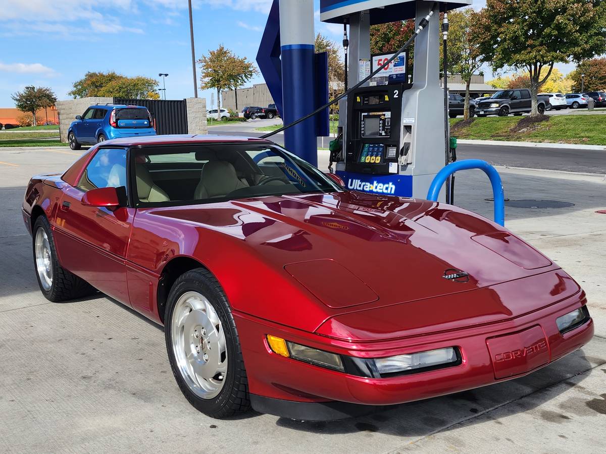 Chevrolet-corvette-convertible-1995-19