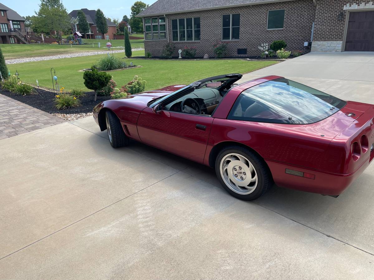 Chevrolet-corvette-corvette-amp-convertible-1995-purple-2