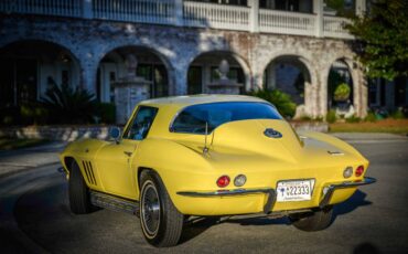 Chevrolet-corvette-coupe-1966-yellow-2