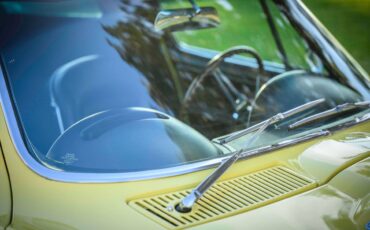 Chevrolet-corvette-coupe-1966-yellow-21