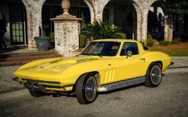 Chevrolet-corvette-coupe-1966-yellow
